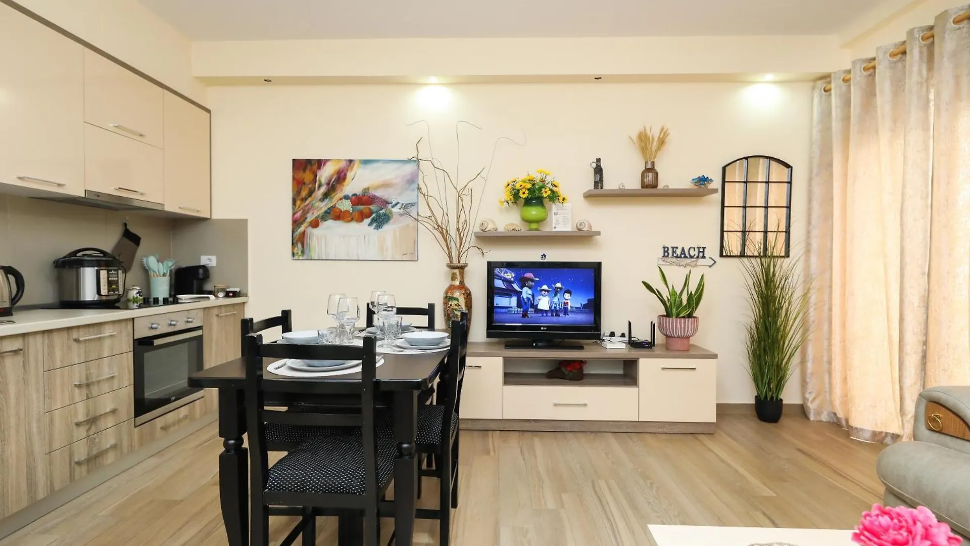 Marsi Apartment Влёра Албания