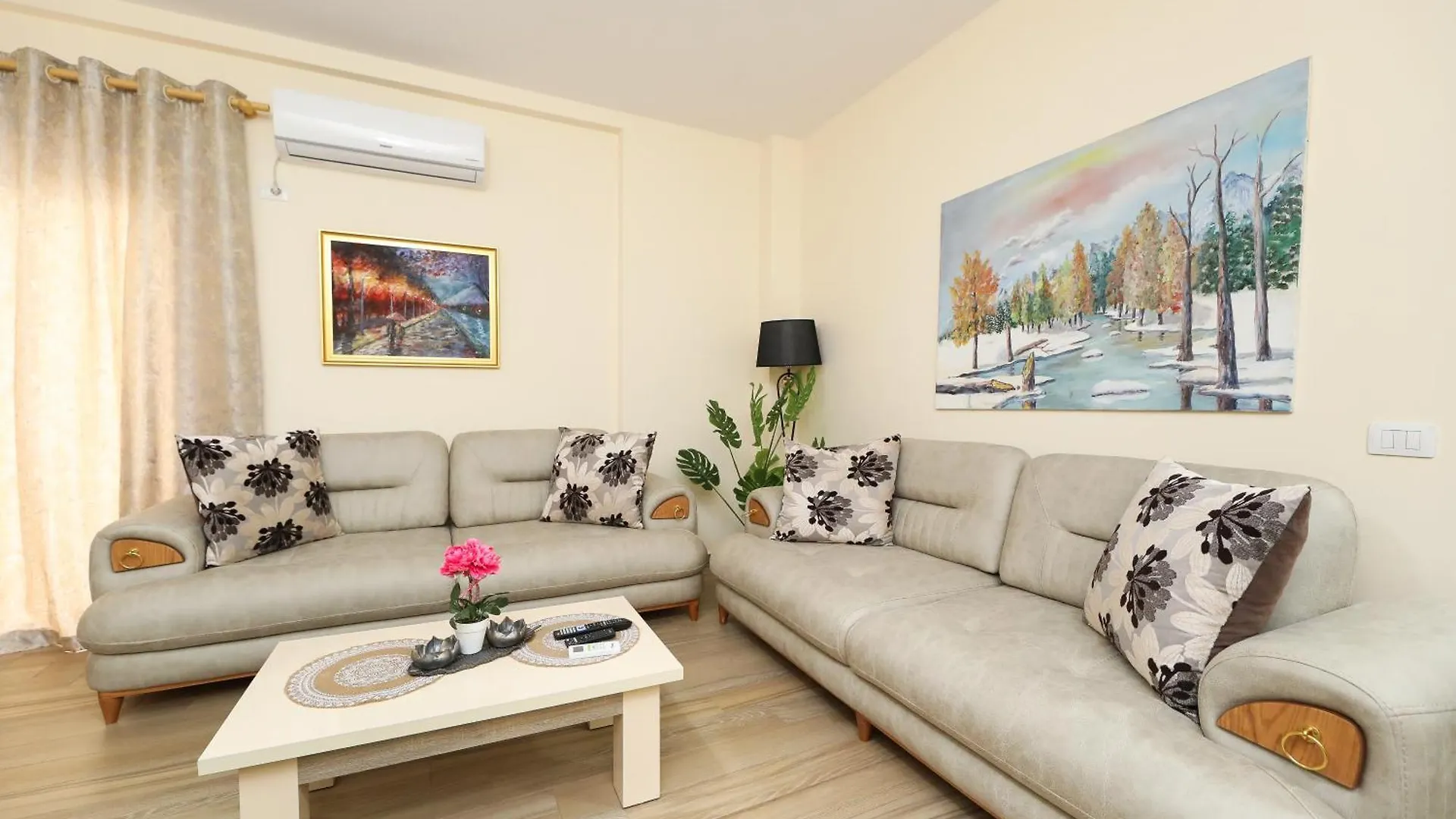 Marsi Apartment Влёра