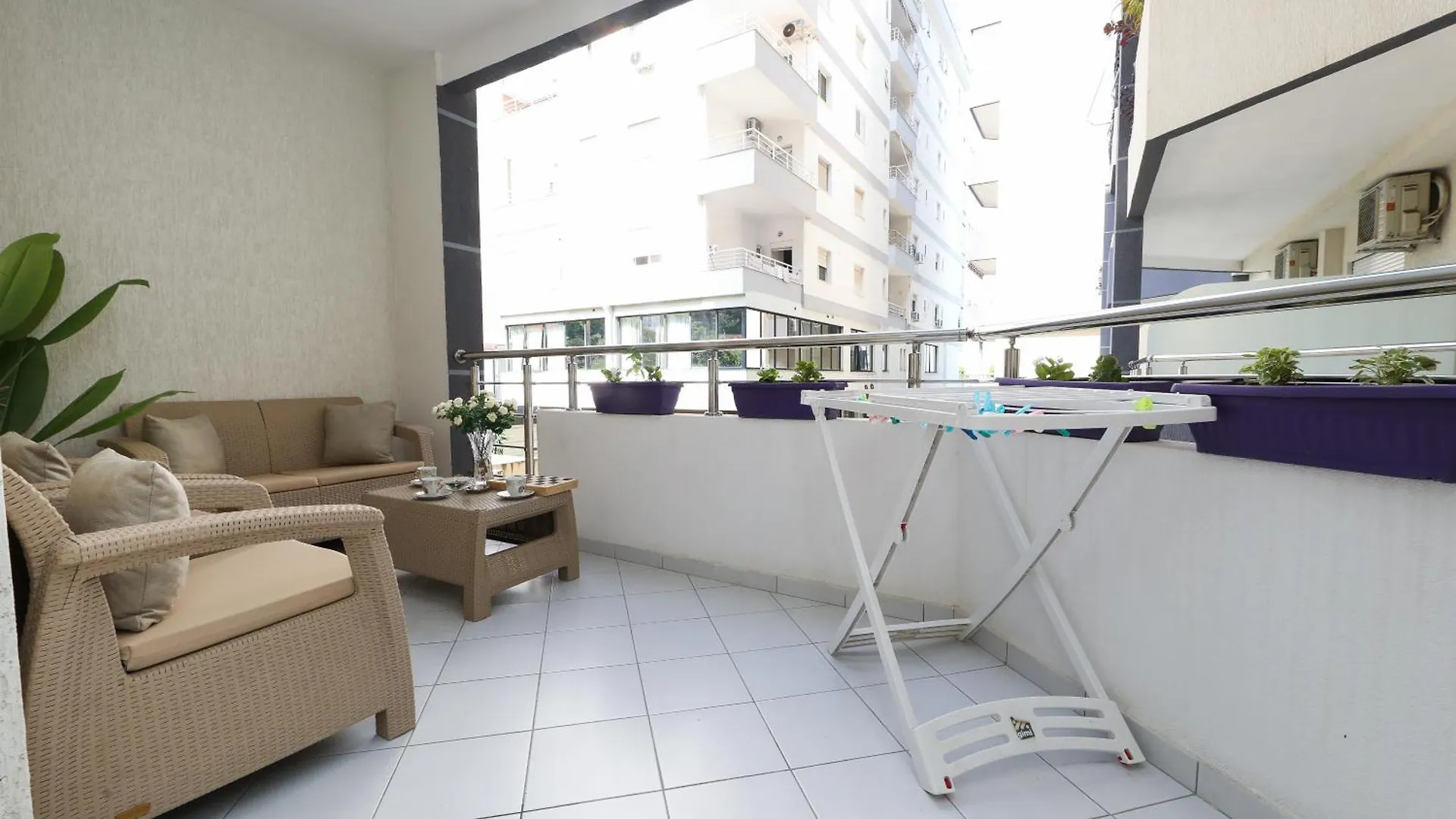 Marsi Apartment Влёра Албания